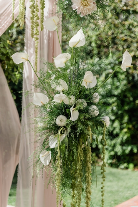 floral ceremony decor